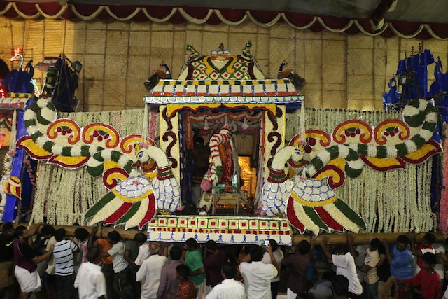 Mylapore Times Display Of Flower Decoration Skills At Sri Kapali