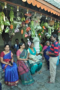 IYYAPPAN-TEMPLE  AT MRC NAGAR -FRUITS & VEGETABLES ALANGARAM