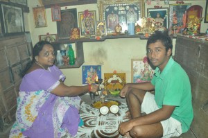 suriyakala & s.srivastavu (son) at t.s.v.koil st -ugadhi celebrates