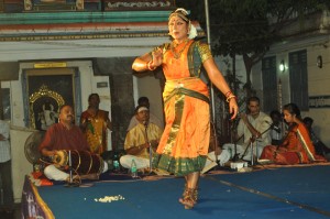 VASANT UTSAV -2013  AT KABALI TEMPLE  DANCE BY NARTAKI NATRAJ ON 8-5-13