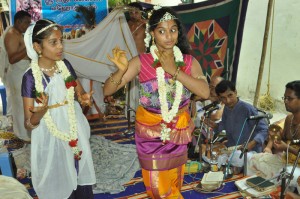 sri radha kalyana mahatsovam  at shanthi apts sathsangam, appu st. on 23-6-13