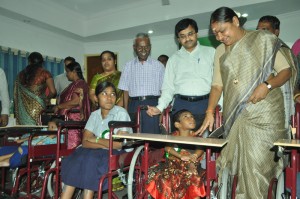 VALARMATHI-MINISTER at andhra mahila sabha r a puram  on 8-7-13