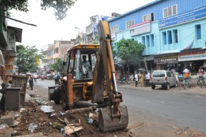 corporation cleaning at southmada street  on 7-12-13