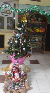 Nest play school - christmas