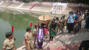 Kapali temple cleaning